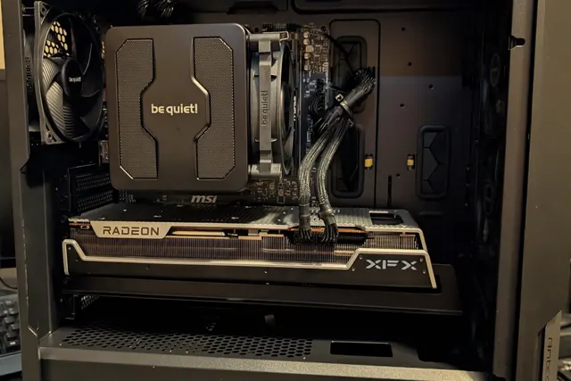 Finished gaming PC with a be quiet! tower cooler, XFX Radeon graphics card and braided power cables